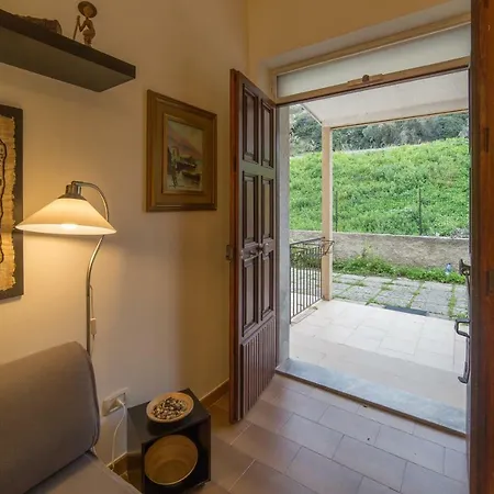 Adelasia La Casa Sul Mare Holiday home *